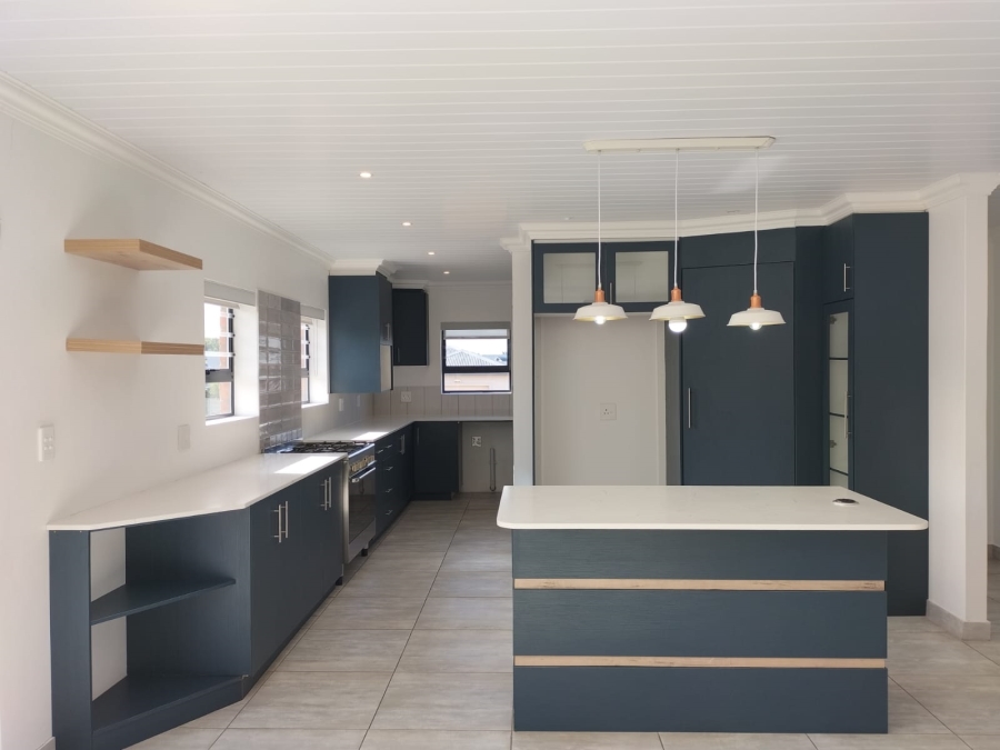 3 Bedroom Property for Sale in Stilbaai Wes Western Cape